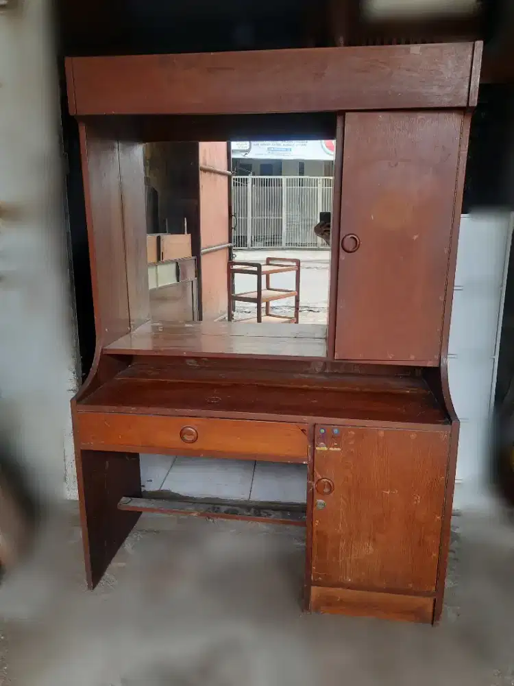 Lemari Rias kayu jati