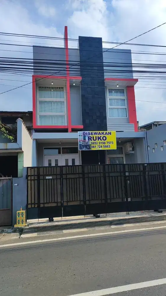 DISEWAKAN RUMAH DI BANYUMANIK