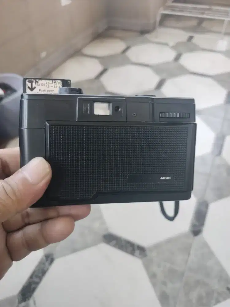 Camera merk minolta HI matic GF