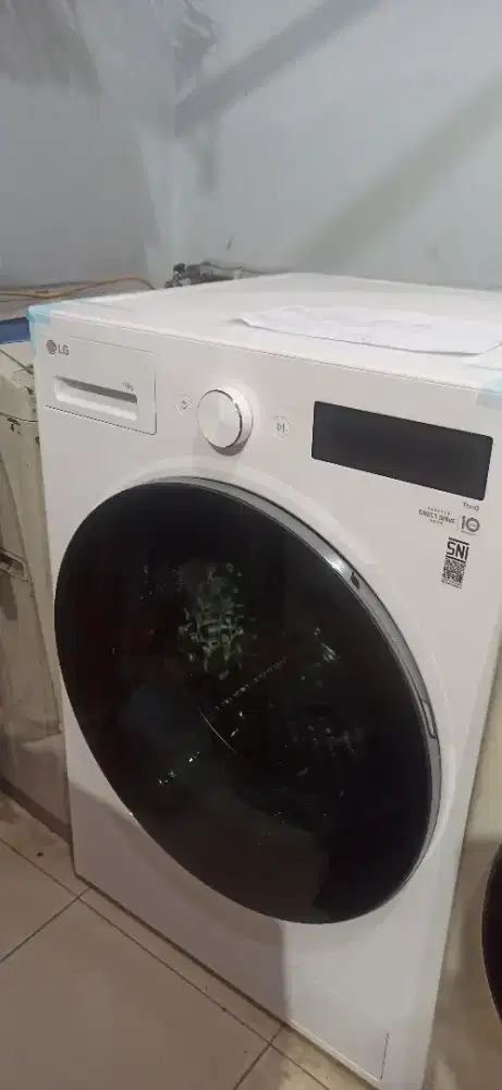 Mesin Cuci LG Front Loading 15 kg