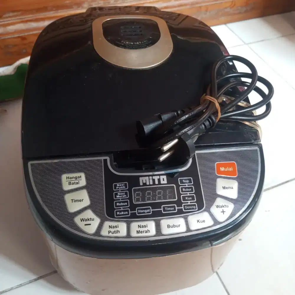 Dijual cepat rice cooker digital dll