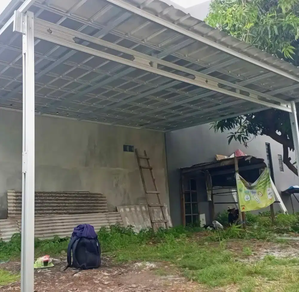 Kanopi baja ringan dan garasi