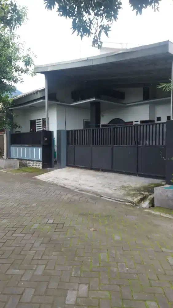 Rumah Siap Huni Lokasi Strategis