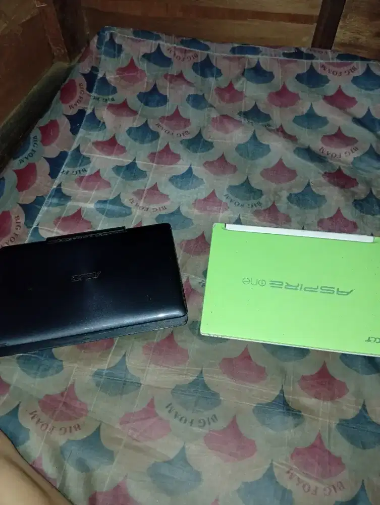 Notebook rusak.