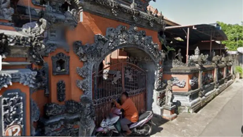KOMISI 100 juta buat yang bantu jualin - Rumah still bali full ukir
