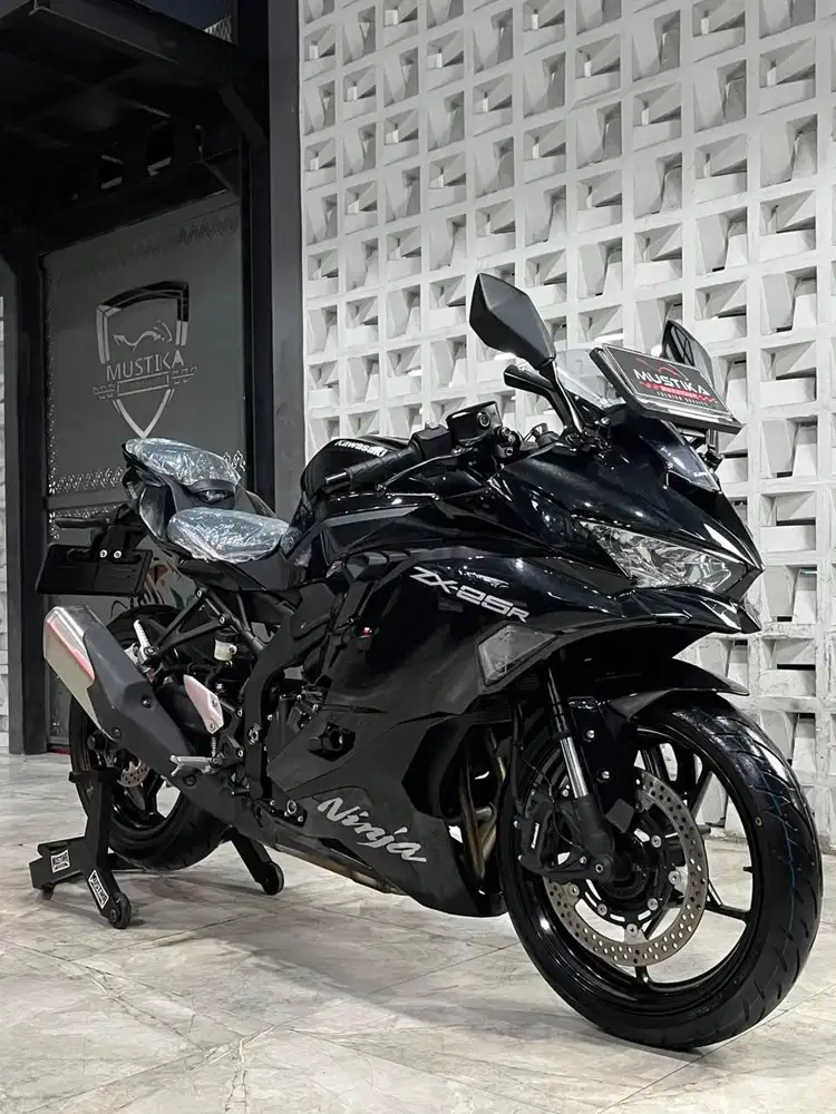 ODO 2RB!!Kawasaki ZX25R Non ABS th 2024 - Ayu Mustika