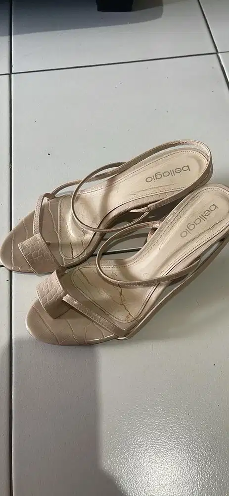 High heels cewek