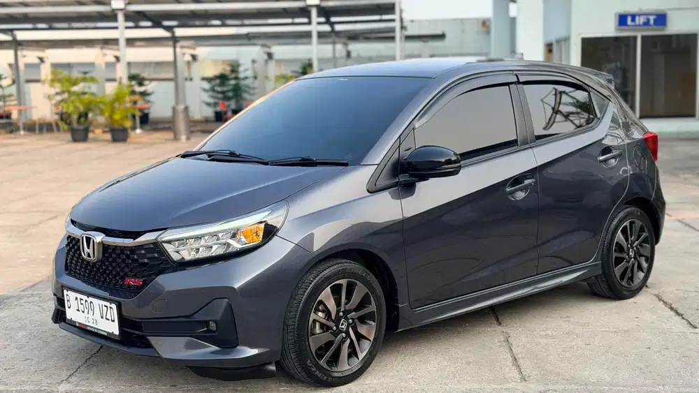 Honda Brio 1.5 RS at, abu 2023