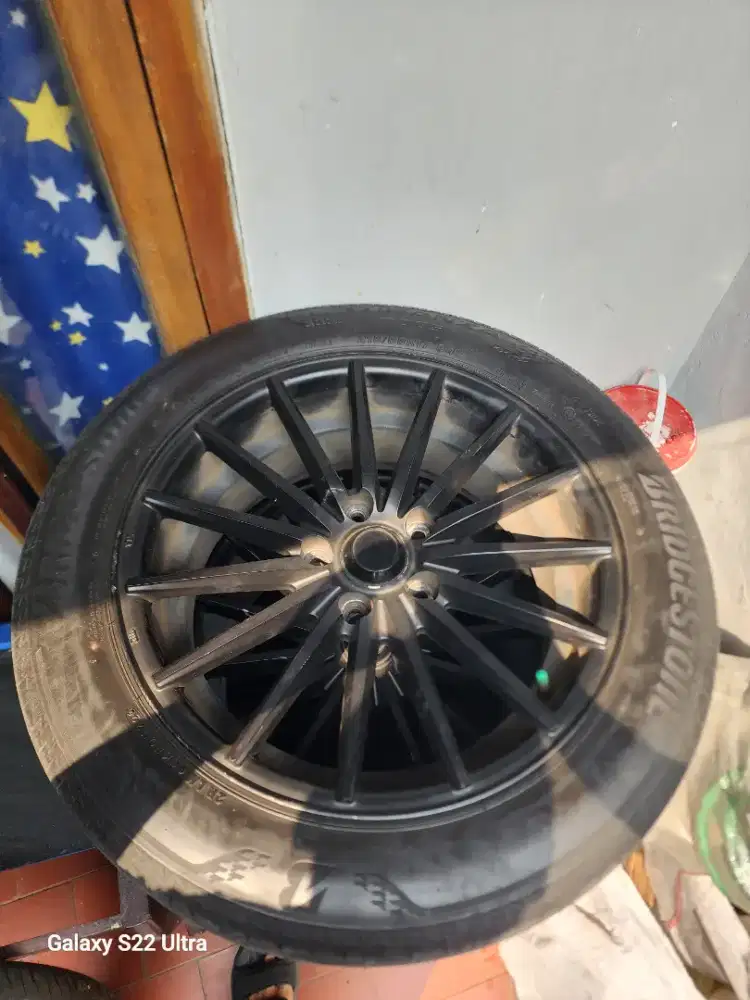 Velg R17 + Ban brigstone Turanza 215/55 R17