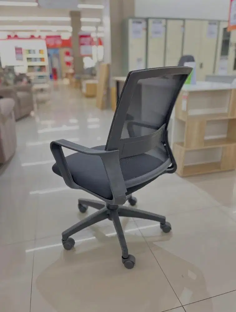 Kursi kantor yale by selma