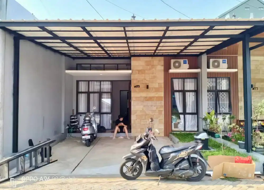 Kanopi baja ringan dan garasi