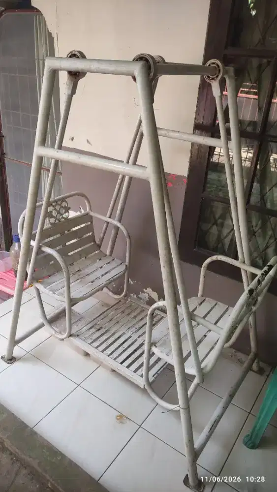 Ayunan Besi nego di tempat ya