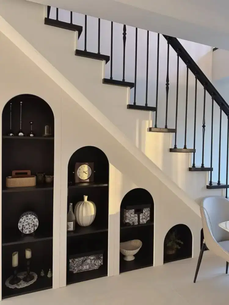 Storage bawah tangga