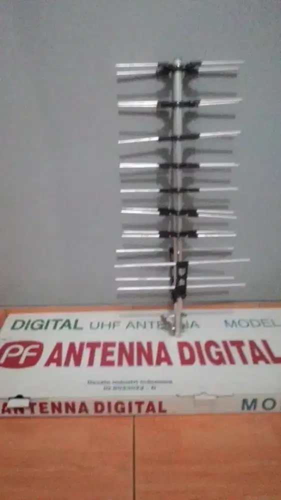 Pasang  baru  antena tv digital