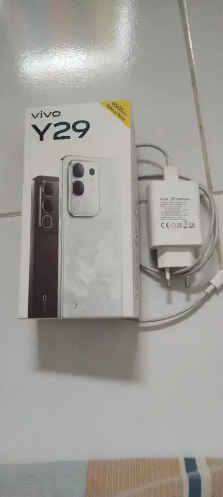 Dijual vivo Y 29, 8/256