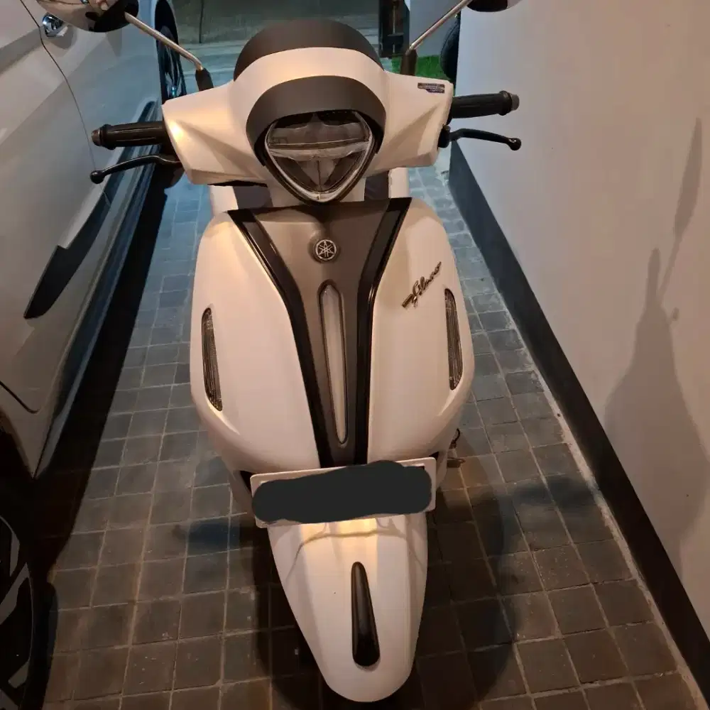 Yamaha Grand Filano Putih Mutiara 2024