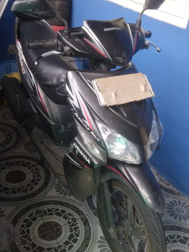 Bismillahirromanirrohim.. jual honda vario karbu 110 tahun 2014