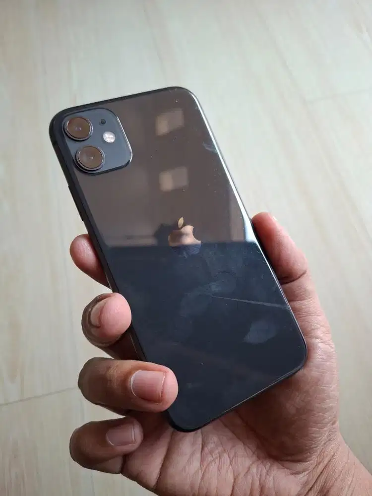 Iphone 11 ibox 64gb lengkap bandung cimahi mulus