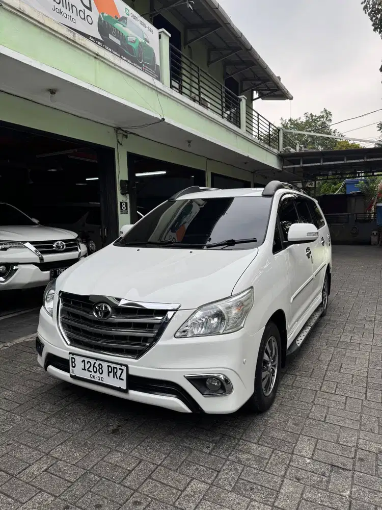 Jual Cash Toyota Kijang Innova V Matic Diesel 2015