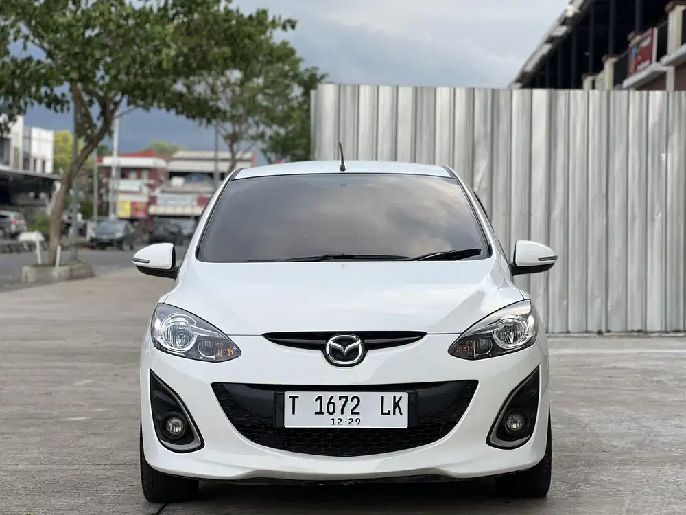 DP 10 JT Mazda 2 RZ AT Matic 2014