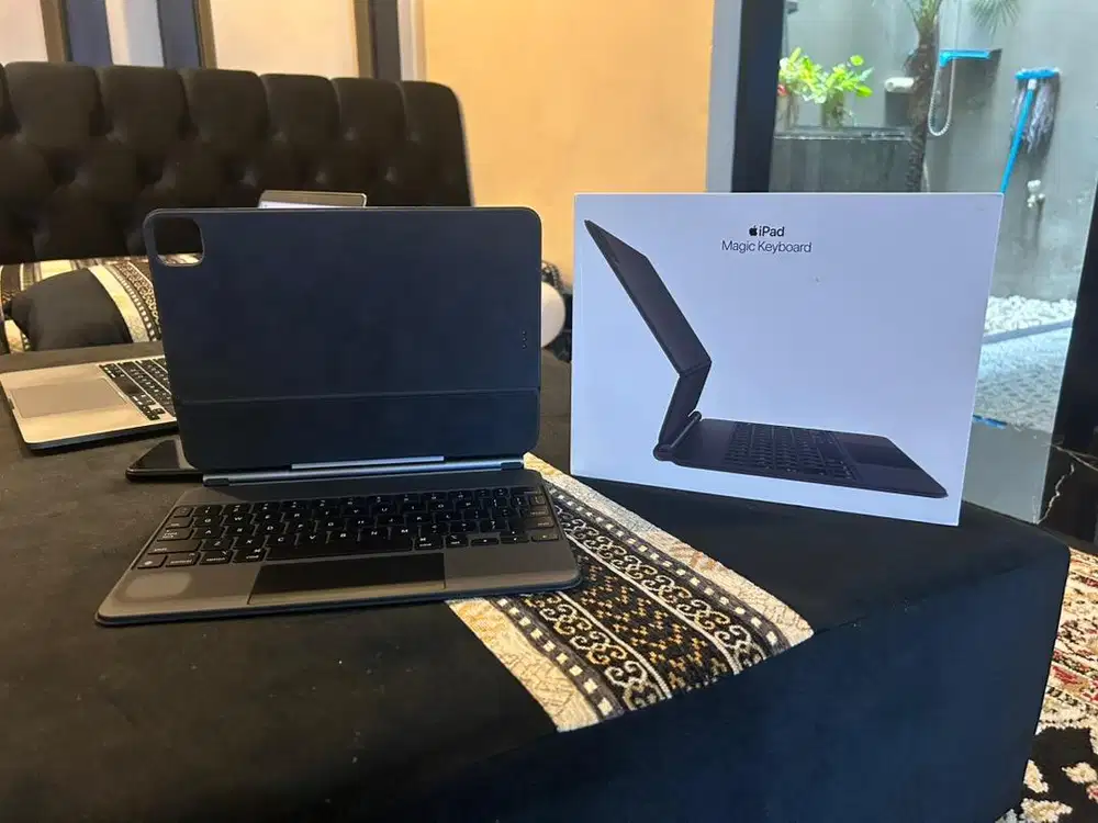 Apple Magic Keyboard 11-inch