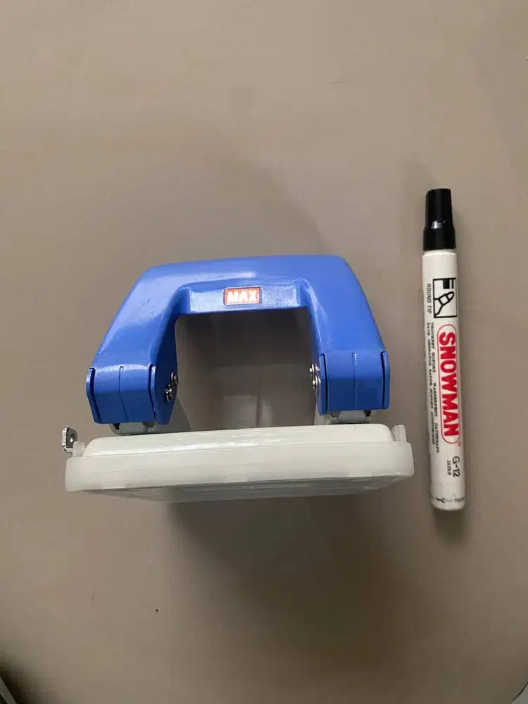 PAPER PUNCH/ PEMBOLONG KERTAS – MAX ORIGINAL – PRELOVED