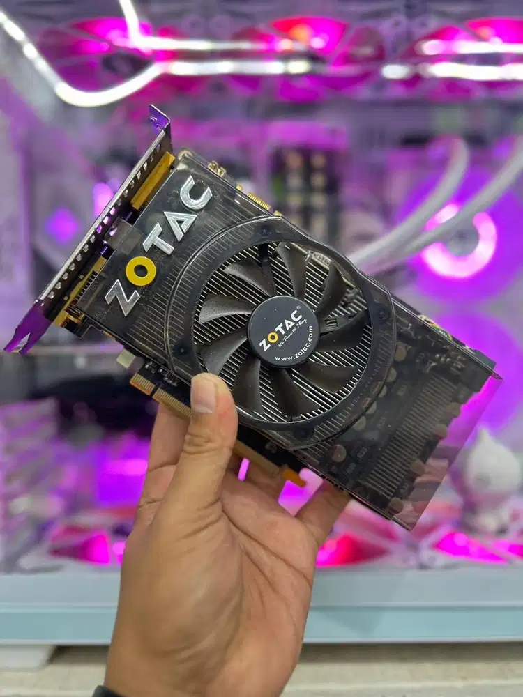 VGA Zotac GTS 250 1GB DDR3 256Bit 6pin Siap Pake Normal Garansi
