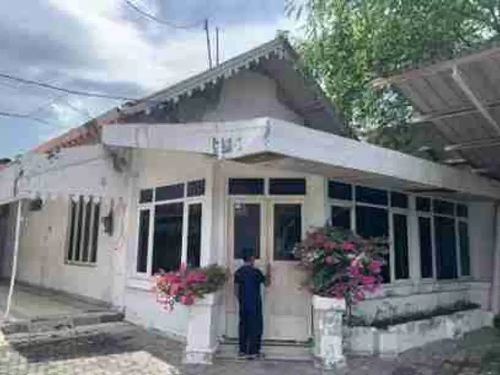 DISEWAKAN TANAH & BANGUNAN KOMERSIAL PUSAT KOTA SURABAYA