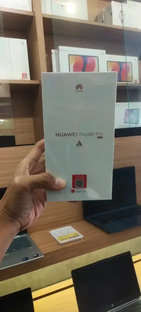 HUAWEI PURA 80 PRO RED