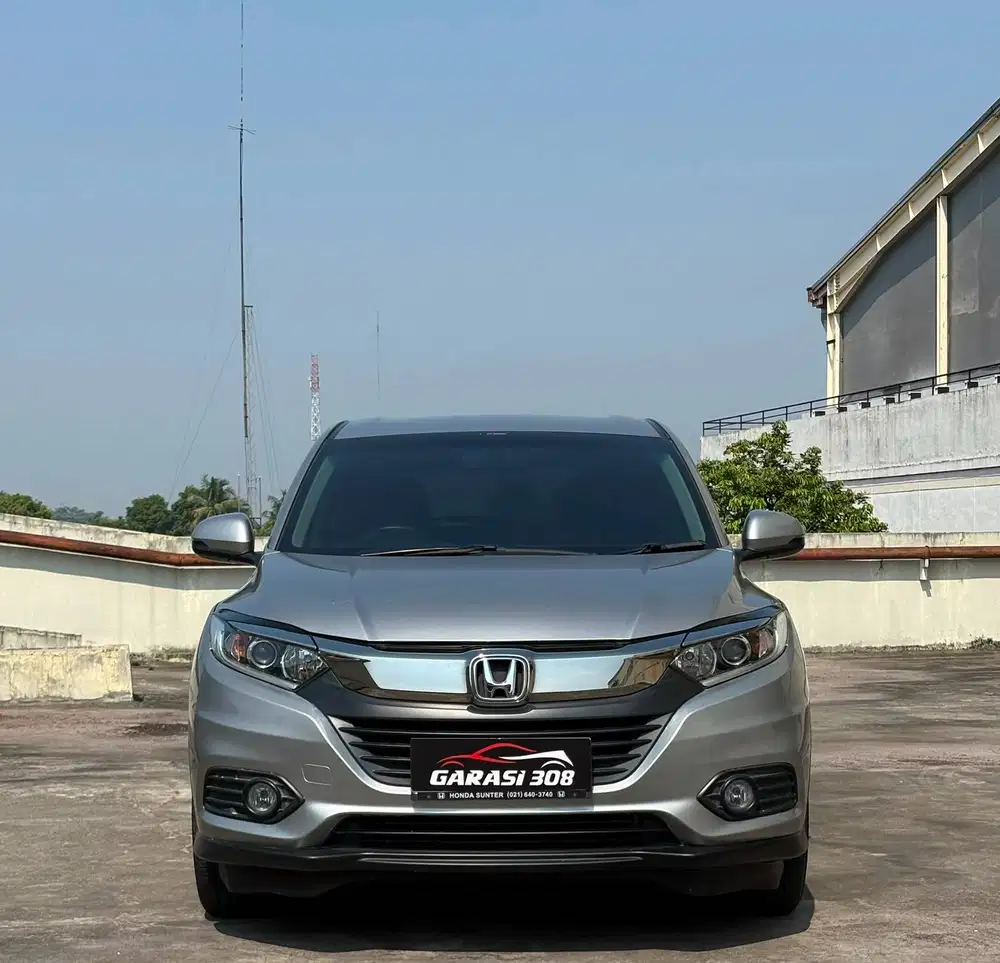 ( km 23rb ) Honda HRV 1.5 E CVT AT Tahun 2019 facelift HR-V Putih