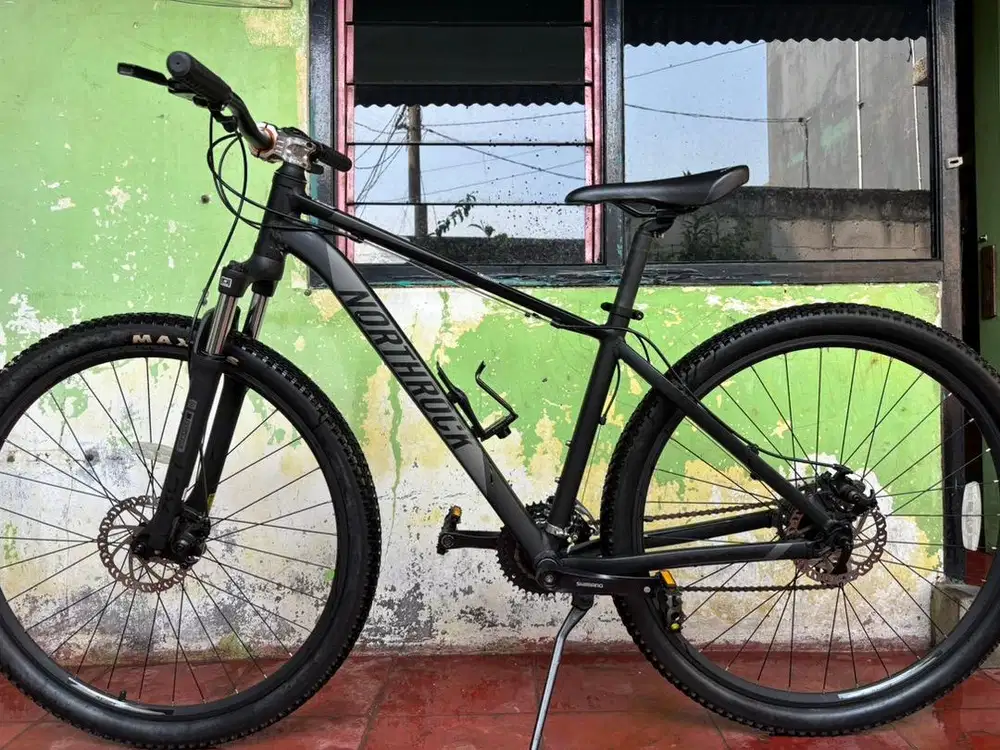 Sepeda northrock XC29