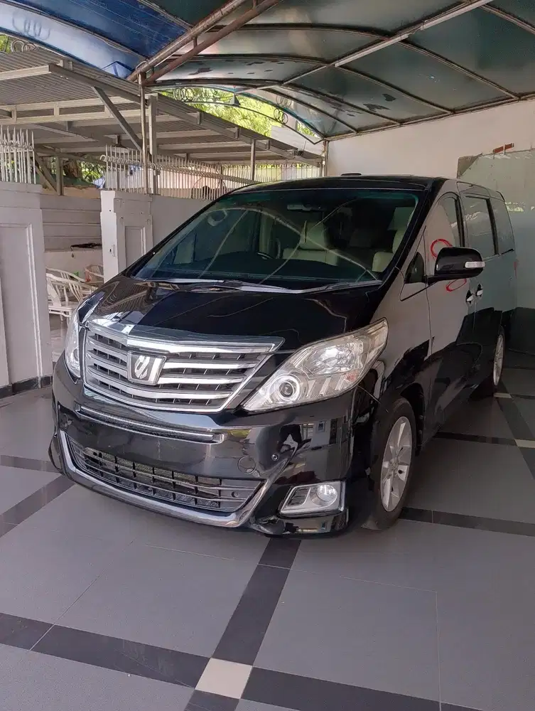 Alphard G ATPM HITAM/KREM interior