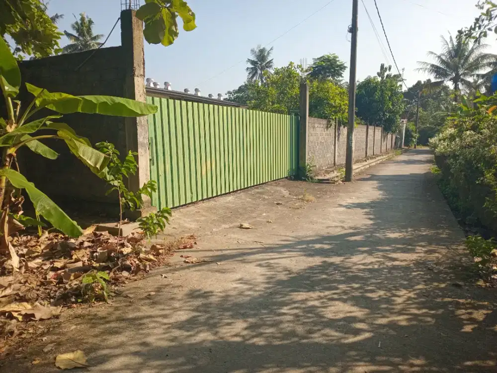 Di jual Bangunan &  Gudang  konveksi