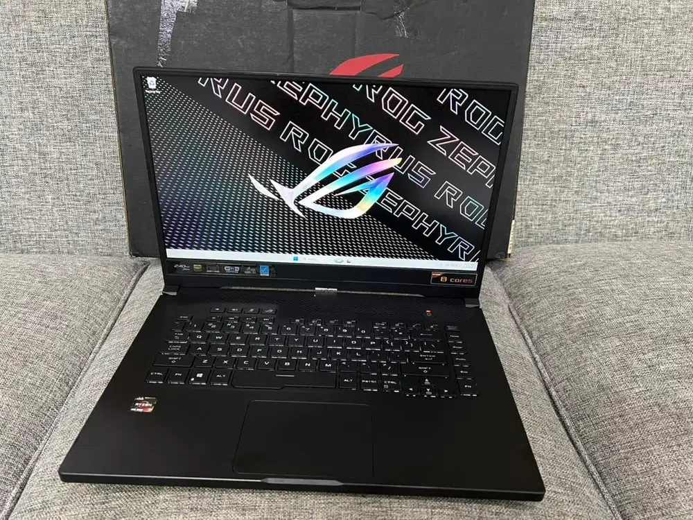 Asus ROG Zephyrus G15 Ryzen 9-4900H RTX 2060 6 GB RAM 16-1 TB Gaming