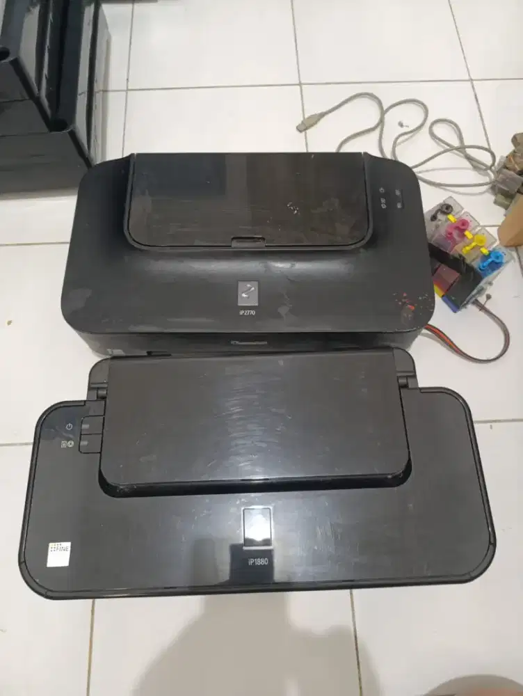 Dua Buah Printer Canon tidak Terpakai