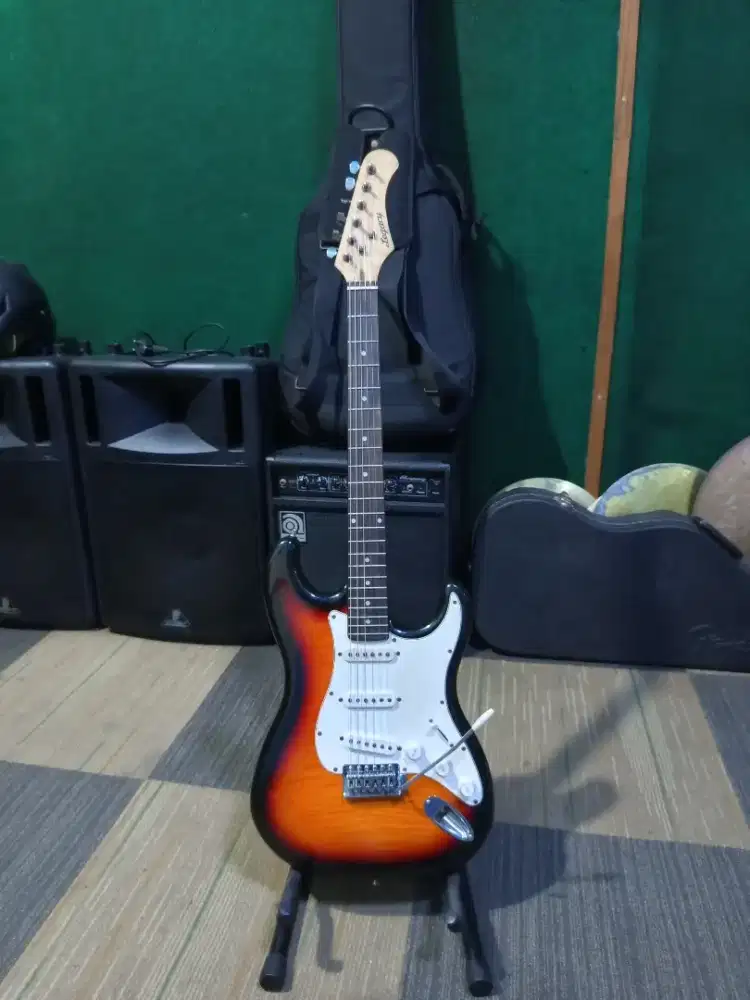 Gitar Legacy eg100 Stratocaster