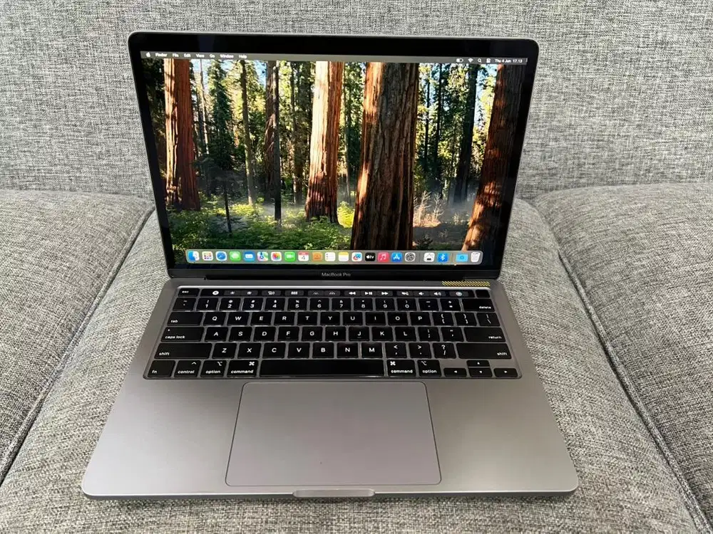 MacBook Pro 2020 TouchBar CORE i5 RAM 8-256 Gb LikeNew ex iBOX