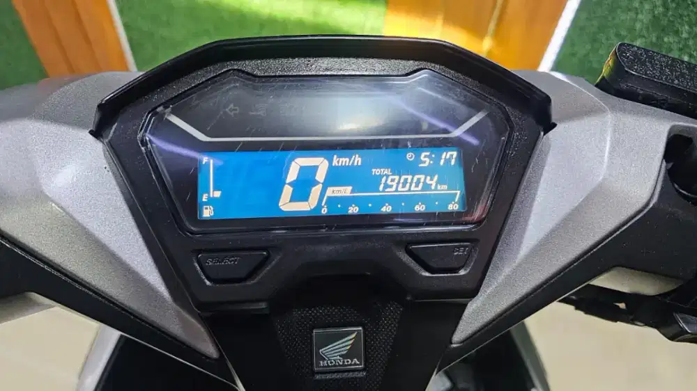 UD ENY MOTOR - Honda Vario 150 thn 2020 mulus