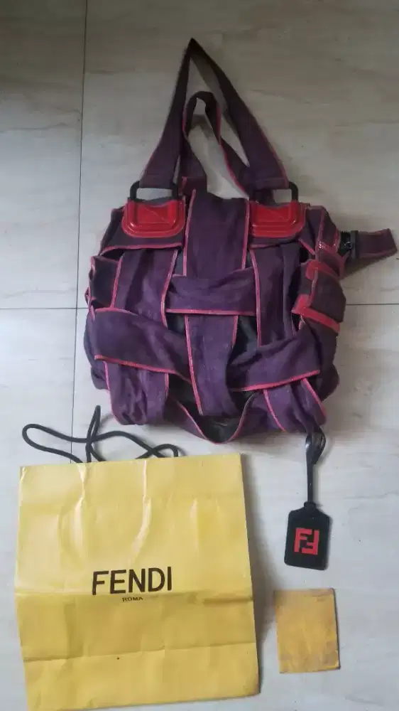 Tas selempang fendi original