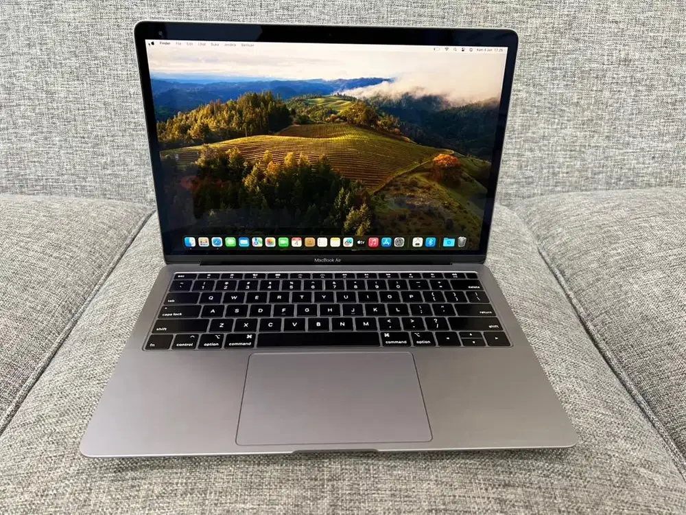 MacBook Air 2019 CORE i5 GREY RAM 8-128 GB LikeNew ex iBOX Siap Pakai
