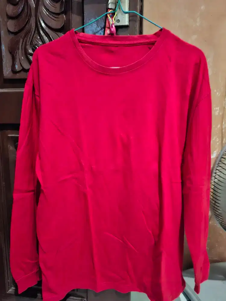 Preloved Jual Pakaian Olahraga Bulu Tangkis-Senam