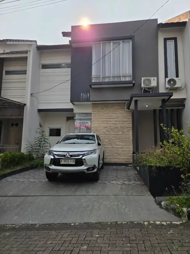 DISEWAKAN RMH 2LT FURNISH N FULL AC DI BCC AKSES TOLL&STATSIUN 5 MENIT