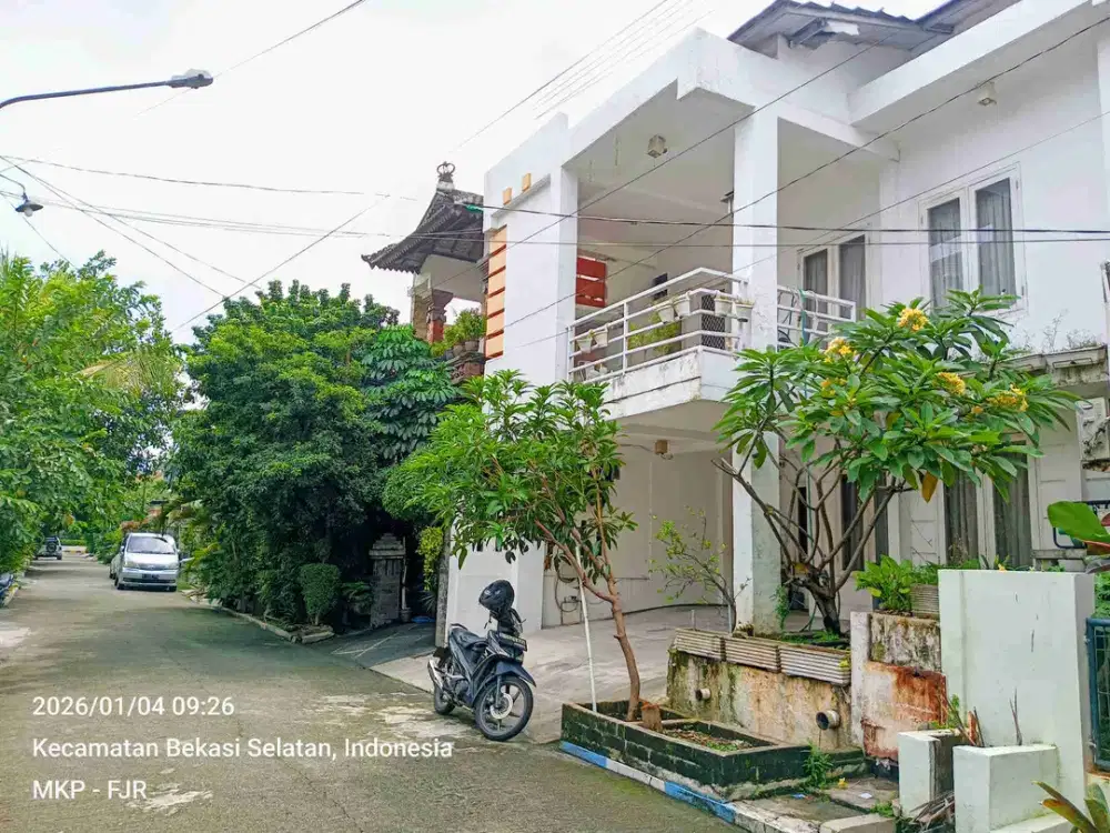 rumah 2lt 4km siap huni galaxy
