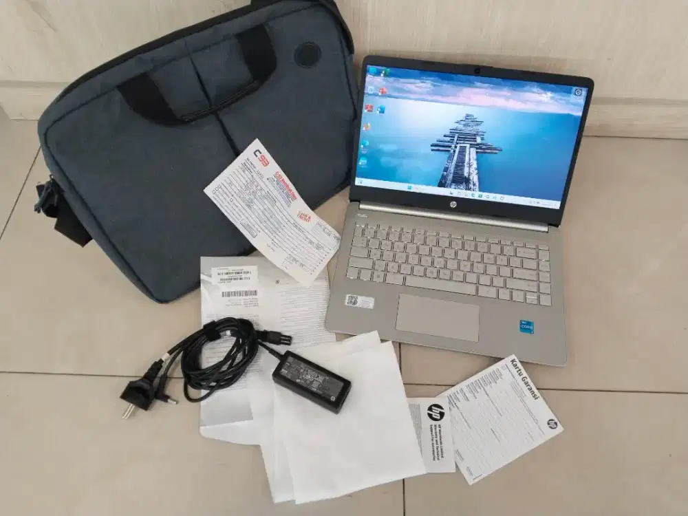 Dijual laptop HP 14s-dq Intel i3 gen 12 GRNSI on Ram 8gb SSD 512