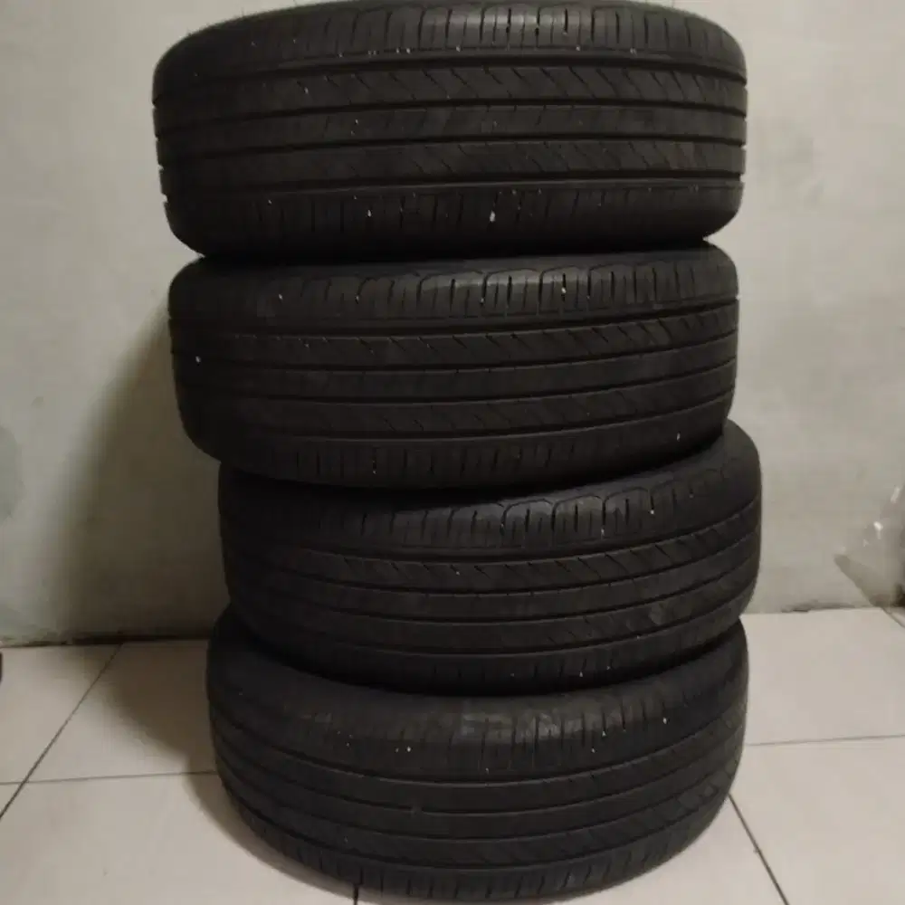 BAN MOBIL GOODYEAR ASSURANCE TRIPLEMAX 2 195 55 R16 2023