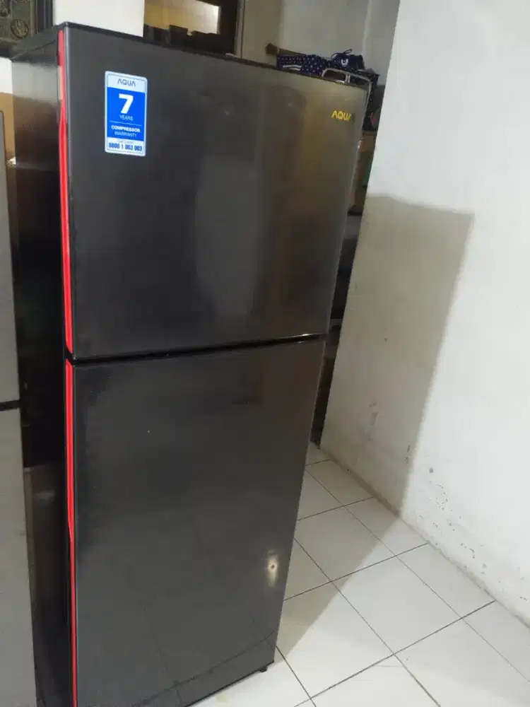 di jual kulkas AQUA 2 pintu