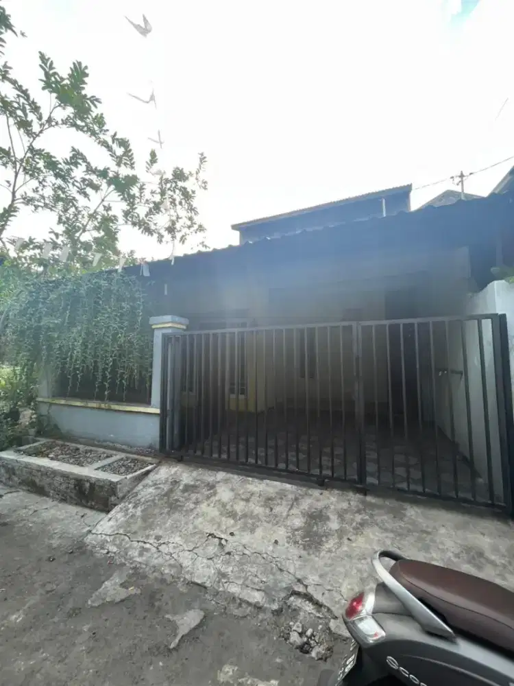 Rumah megawon kudus 2kamar tidur.
