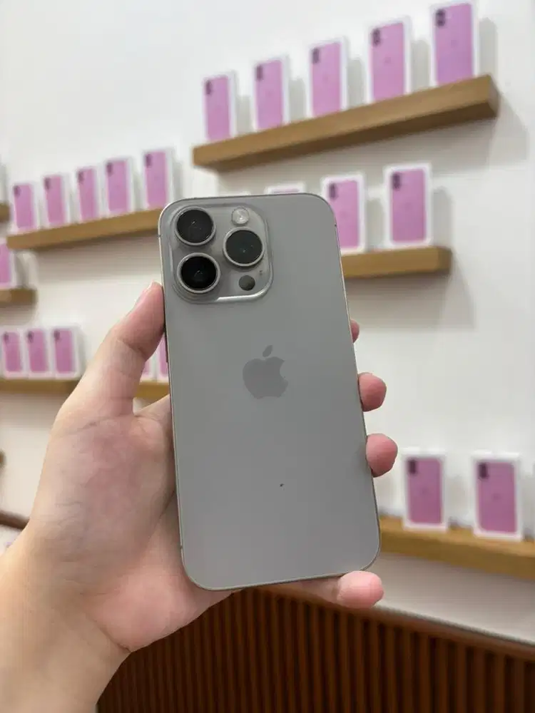 iPhone 15 PRO 128 GB INTER