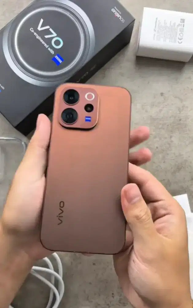 Vivo v70 8/256gb Cicilan gratis 2x angsuran by kredivo