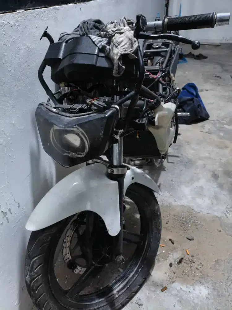 Dijual Rolling chassis ninja rr new + stnk harga bersahabat original